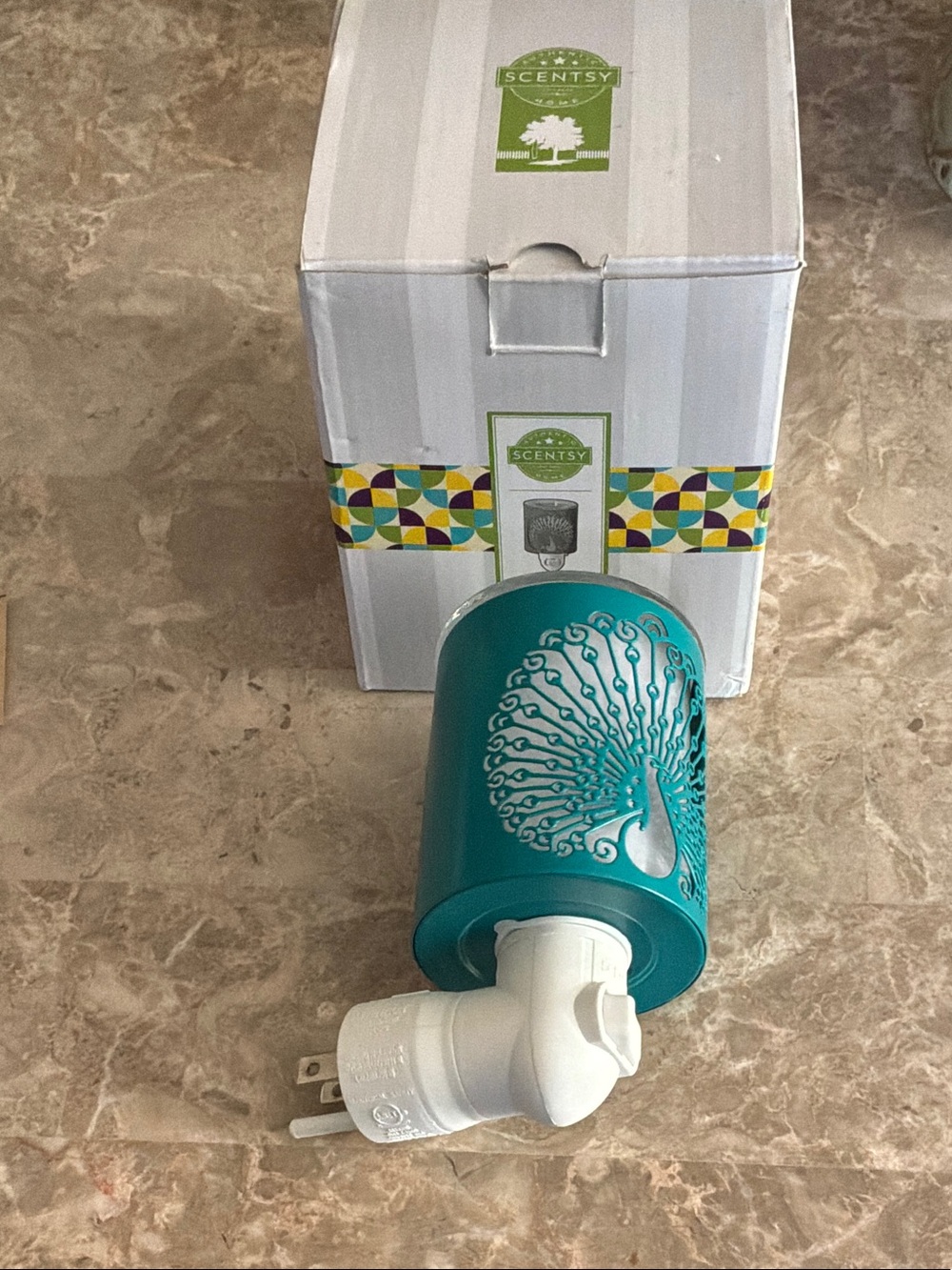 Scentsy Teal Peacock Plug-In Fragrance Warmer